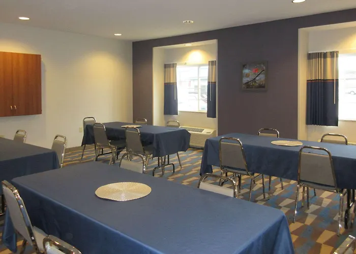 Quality Inn & Suites Caldwell I-77
