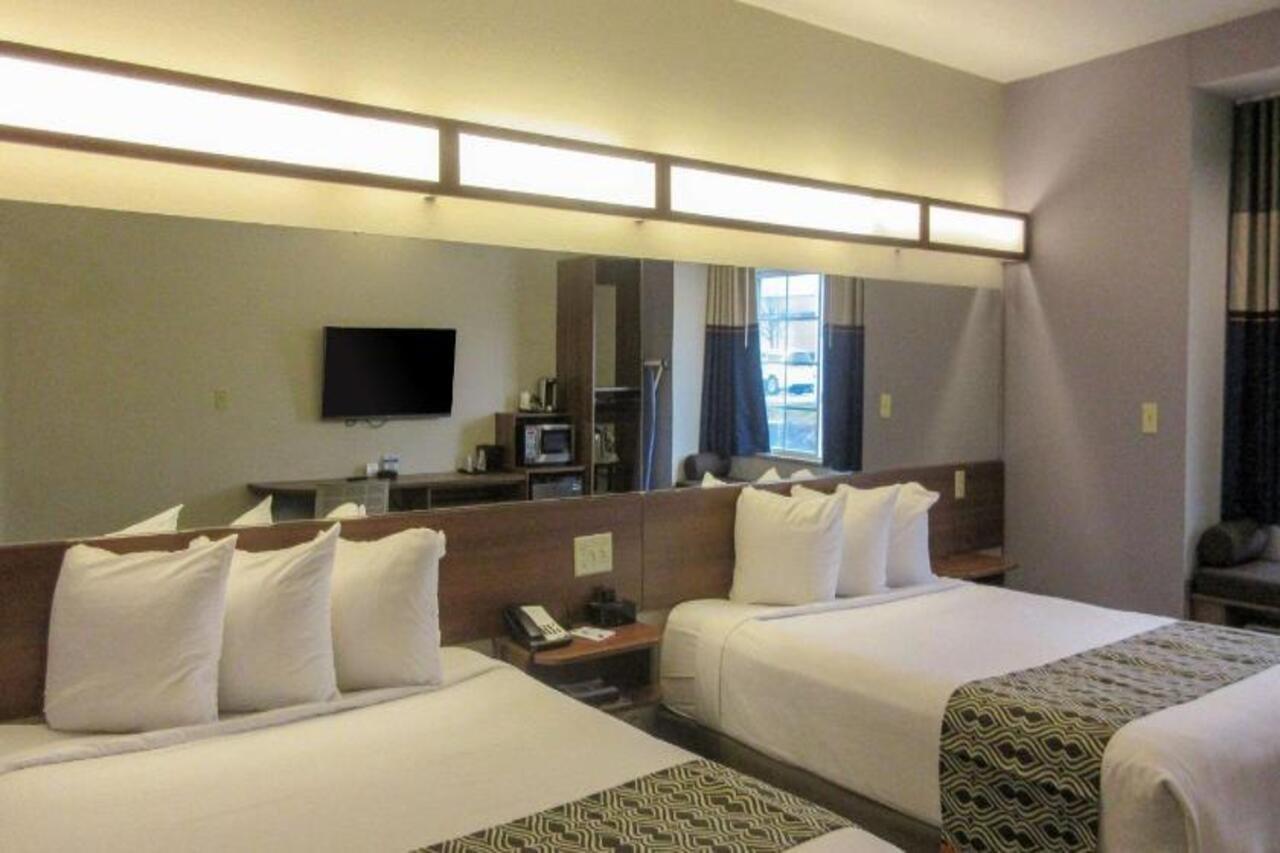Quality & I-77 Hotel Caldwell
